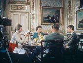 صور من فيلم وثائقى عن العائلة المالكة البريطانية عرض مرة واحدة فى 1969 