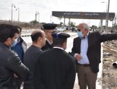 محافظ بورسعيد يتفقد تطوير منفذ النصر الجمركى لبدء التشغيل