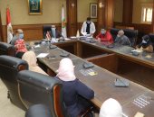 نائب محافظ سوهاج يتابع منظومة العمل بإدارات خدمة المواطنين بالوحدات المحلية 