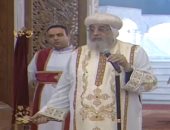 البابا تواضروس يهنئ الأقباط ببدء صوم الميلاد خلال قداس ترقية قساوسية للقمصية