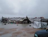 طقس الإسكندرية الآن.. انهيار شادر المركز النموذجى بسبب هطول أمطار غزيرة