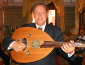 وفاة شيخ الأغنية المغربية محمود الإدريسى متأثرا بمضاعفات كورونا