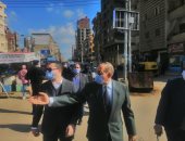 صور.. محافظ كفر الشيخ يقود حملة لإزالة الإشغالات والتعدى على الطريق