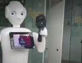 مستشفى هندى يوظف 15 روبوتا متطورا لفحص ومحادثة مصابى كورونا.. فيديو