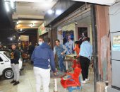 محافظ الغربية يتابع مواعيد غلق المحلات ويغلق محلا لبيع الشيشة بطنطا