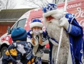 بابا نويل يرسم البسمة على وجوه ذوى الاحتياجات الخاصة فى موسكو ..ألبوم صور
