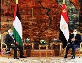 الرئيس السيسي يستقبل نظيره الفلسطينى فى قصر الاتحادية
