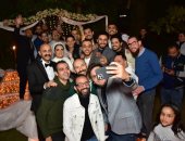 أشرف عبد الباقى ونجوم مسرح مصر في حفل زفاف زميلهم محمد توب