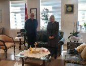 السفيرة هيفاء أبو غزالة تلتقى وزير التنمية الاجتماعية الأردنى فى عمان