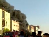إصابة 12 عاملا بحروق واختناقات فى حريق ضخم بمصنع كيمياويات بالعاشر