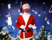 بابا نويل لبس الكمامة... معرض كمامات احتفالات عيد الميلاد