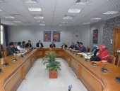 جامعة حلوان تبحث مع ممثلى وزارة التضامن استكمال تطوير المناطق الأكثر احتياجًا