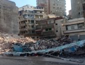 شاهد لحظة انهيار عقار محرم بك فى الإسكندرية.. فيديو وصور