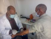 محافظ بنى سويف : الكشف وتوفير العلاج لـ 1206 مواطن بقرية الأنصار