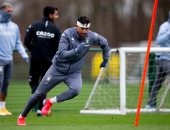 مدرب أستون فيلا يعلن صعوبة لحاق تريزيجيه بلقاء ليفربول فى كأس الاتحاد