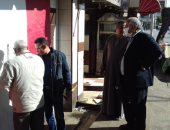 غلق مطعمين مخالفين خلال حملات رقابية فى المنيا