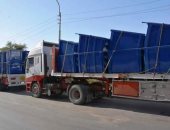 محافظ المنيا يعلن دعم منظومة النظافة بـ90 حاوية جديدة للقمامة.. صور