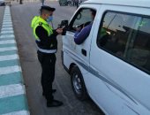 تغريم 63 سائقا لعدم الالتزام بارتداء الكمامة لمواجهة كورونا بالشرقية