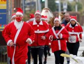 سباق بابا نويل وتجهيز شجرة عيد الميلاد.. فعاليات احتفال الكريسماس فى ألمانيا.. البوم صور