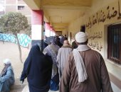 توافد الناخبين للتصويت فى جولة إعادة انتخابات النواب بالمنوفية.. صور 