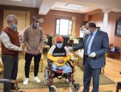 رئيس جامعة بنى سويف يستجيب لطالب من ذوى الهمم بتسكينه بالمدينة الجامعية