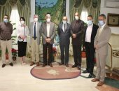 محافظ جنوب سيناء يبحث سبل التعاون فى المجال الطبى مع بيلاروسيا.. صور