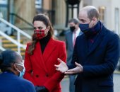 وليام وكيت يدعمان الفرق الطبية تزامنا مع توزيع اللقاح فى بريطانيا.. ألبوم صور