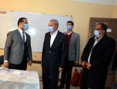 محافظ القليوبية يتفقد اللجان الانتخابية بدائرة قليوب