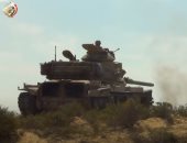 القوات المسلحة تعلن تدمير 21 عربة دفع رباعى محملة بالأسلحة على الاتجاه الغربى