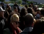 ممثلو منظمات نسوية يشتبكون مع أعضاء بالنهضة أثناء محاولة اقتحام برلمان تونس