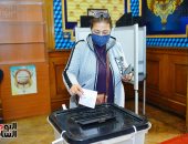 توافد الناخبين على لجان مصر الجديدة للتصويت بجولة الإعادة لانتخابات النواب