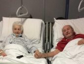 حب 60 عاما يتحدى كورونا.. زوجان يحاربان الوباء من غرفة المستشفى