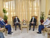 وزير الطيران يلتقى وزير النقل العراقى لبحث التعاون بين البلدين