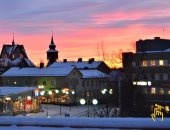  السويد تودع الشمس لنهاية العام والسماء تتلون بألوان الباستيل البنفسجى