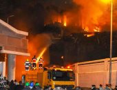ندب الأدلة الجنائية لمعاينة حريق مخزن بميناء الإسكندرية