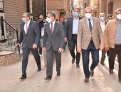 محافظ الغربية يعلن تطوير 7 مناطق عشوائية بطنطا والمحلة فى مارس المقبل