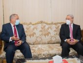 رئيس جامعة طنطا يستقبل الرئيس التنفيذى لوكالة الفضاء المصرية