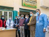 الكشف على 1145 حالة خلال القافلة الطبية بقرية الرئيسية بنجع حمادى 