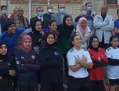 رئيس مدينة المنيا يقدم الدعم لفريق الكرة النسائية بعد الصعود للدورى الممتاز