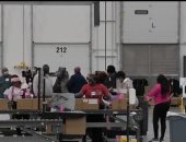 اندبندنت: إمدادات اللقاحات الجديدة لا تتأثر بقرارات الغلق داخل أوروبا