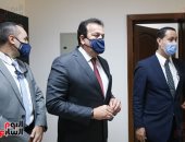 وزير التعليم العالى يشهد محاضرة علمية قبل افتتاح محطة رصد الأقمار الصناعية بمرصد القطامية