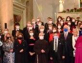 بعد احتفالها فى كنيسة سان جوزيف.. إلهام شاهين تهنئ جمهورها: merry Christmas