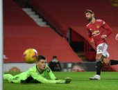 مان يونايتد ضد ليدز.. فرنانديز يعزز تقدم الشياطين بالهدف الثالث "فيديو"