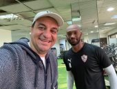 الفنان هشام إسماعيل فى تدريب الزمالك.. صور