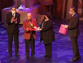 وزيرة الثقافة تفتتح المهرجان القومى للمسرح وتكرم 6 قامات مسرحية.. خالد جلال يبهر الحضور بعرض "الميراث".. وسهير المرشدى تبكى الجمهور: تمنيت تكريمى وفى يدى محمود ياسين وصلاح السعدنى "صور"