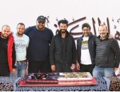 خالد النبوى وتايسون ووليد منصور يحتفلون ببداية تصوير "أهل الكهف" .. صور