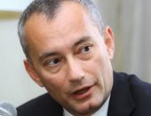 باختصار أهم الأخبار العربية والعالمية حتى منتصف الليل.. ملادينوف يعتذر عن تكليفه بمنصب المبعوث الأممى إلى ليبيا لأسباب عائلية.. الإدارة الأمريكية تفرض عقوبات على 17 فردا وكيانا سوريا.