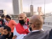 بيج رامى يجوب شوارع القاهرة على متن حافلة بجائزة مستر أولمبيا..فيديو وصور