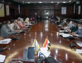 محافظة الأقصر تعلن تشكيل لجنة التخطيط المحلى لدراسة تطوير قرى إسنا وأرمنت