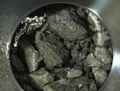 الكشف عن قطع صخرية تشبه الفحم أرسلها مسبار يابانى إلى الأرض من كويكب خارجى